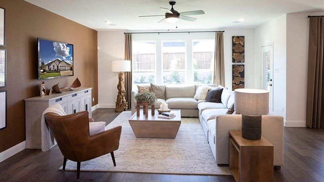 Image 11 of the Madero 77s community in Fort Worth, TX.