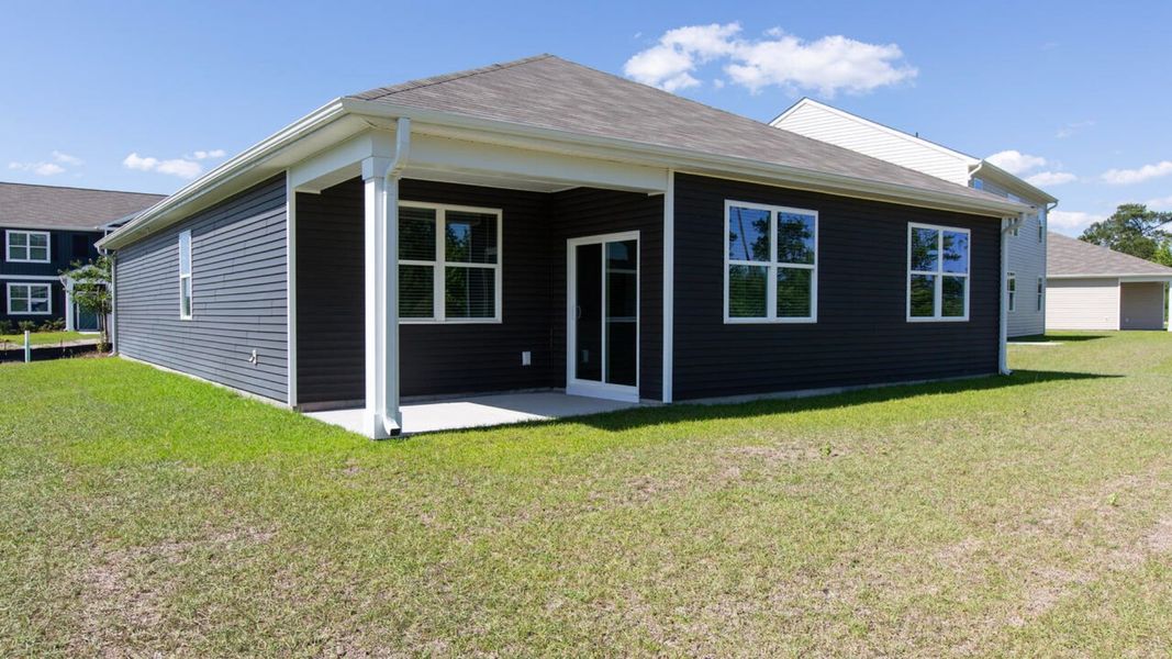 Exterior details of a home in Merchant Point, Jacksonville (Image 3).