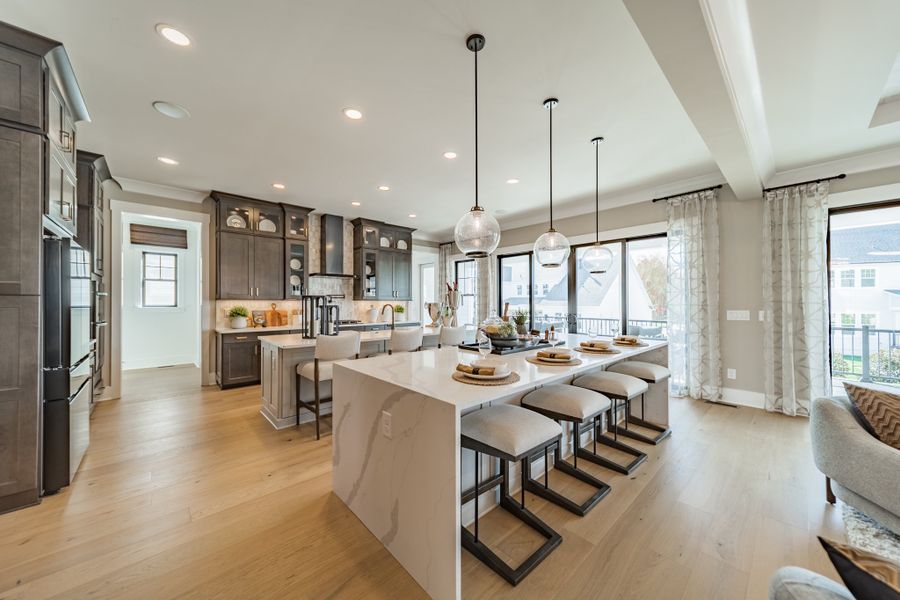 Heritage at Marvin Emeline Model Kitchen