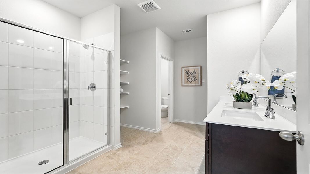 Furnished interior in a model home at The Reserve at Timber Creek in Lindale (Image 19).