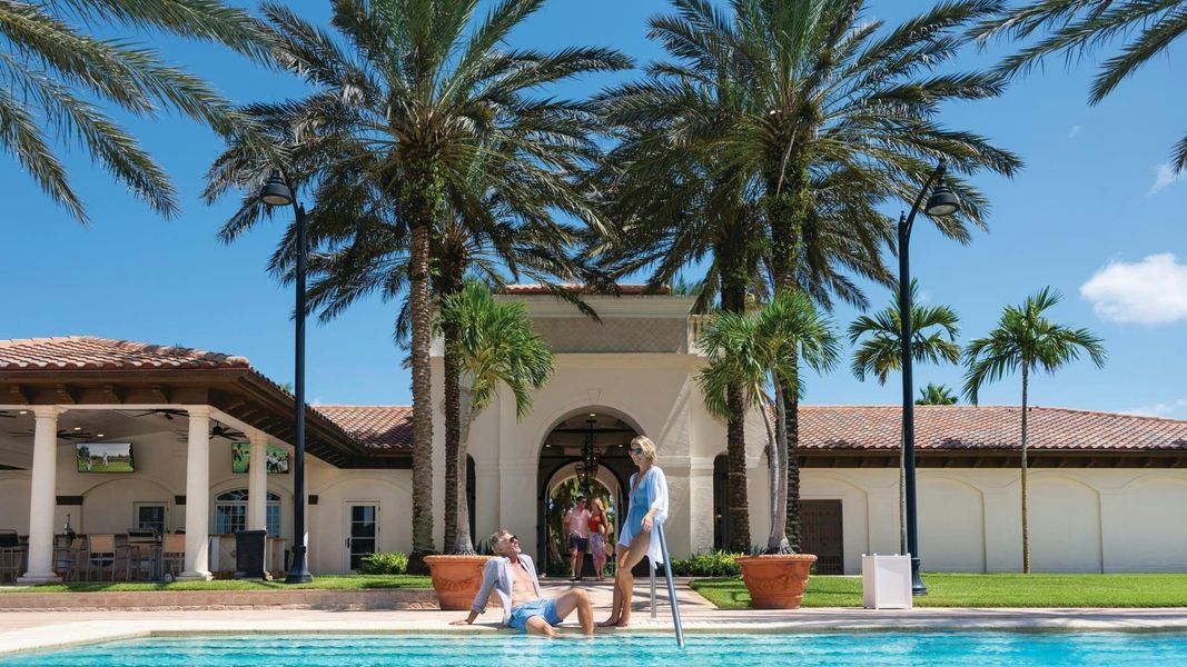 Tesoro Club Pool | Tesoro Clubhouse:Tesoro Club Pool | Tesoro Clubhouse