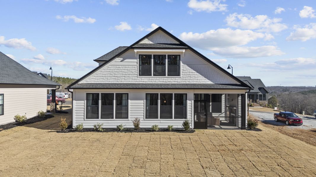 Baymore II Back Exterior