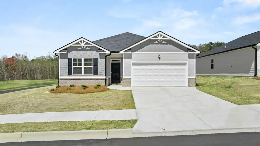Front exterior of a home in the Walden Ridge community, located in Macon, GA (Image 8).