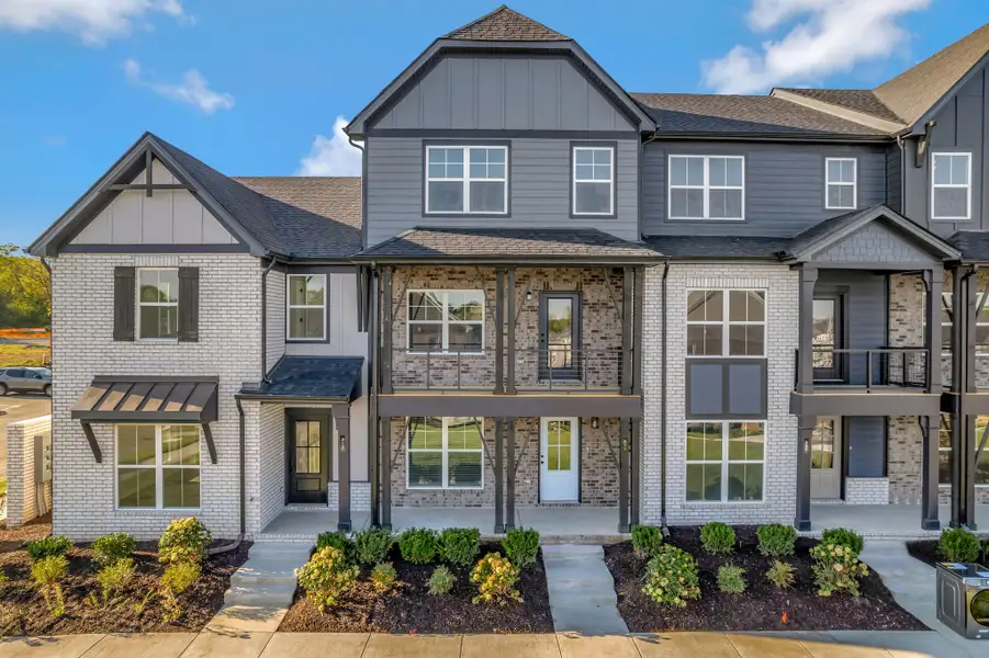 Front exterior of a home in the Anderson Park community, located in Hendersonville, TN (Image 6).