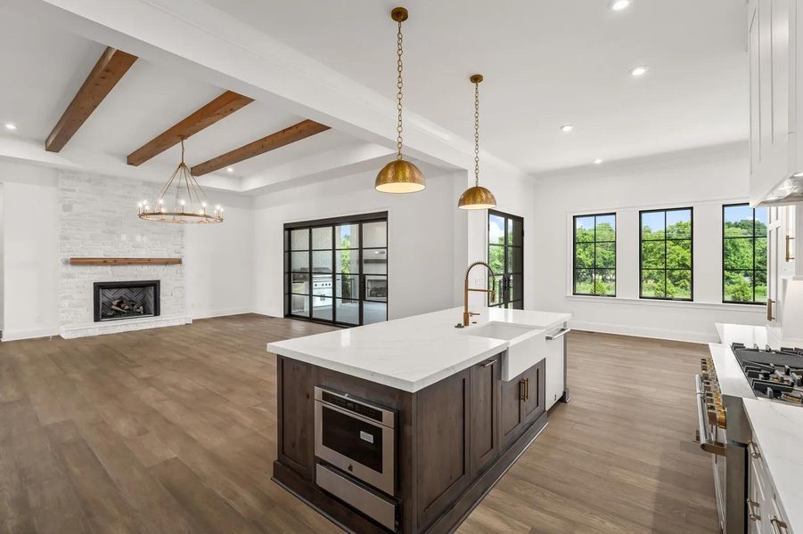 The Dresden H Kitchen