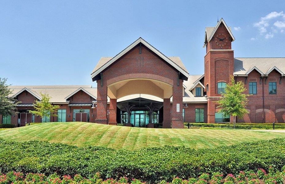 Image 22 of the Frisco Lakes community in Frisco, TX.