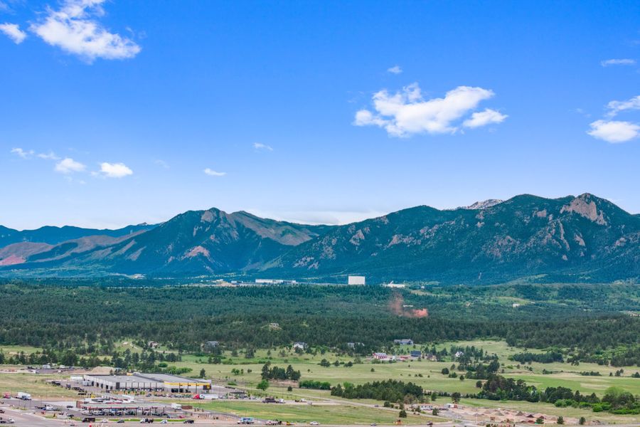 Image 21 of the Jackson Creek community in Monument, CO.