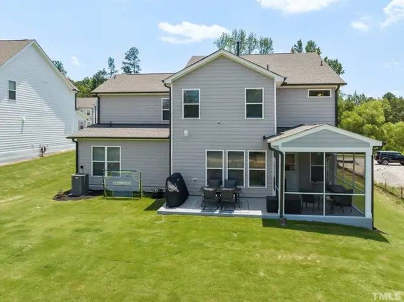 Image 27 of the Regency at Heritage community in Wake Forest, NC.