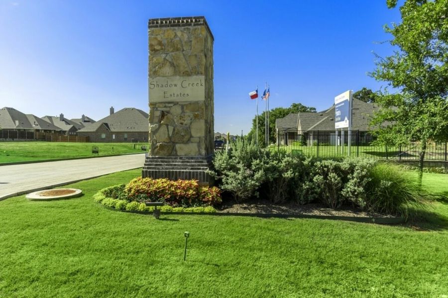 Image 10 of the Shadow Creek Estates community in Hickory Creek, TX.