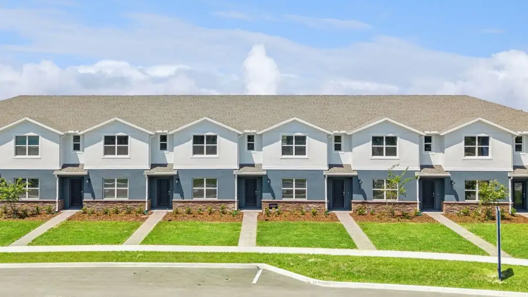 Front exterior of a home in the Fish Lake Cove community, located in Kissimmee, FL (Image 3). Front exterior of a home in the Fish Lake Cove community, located in Kissimmee, FL (Image 3).