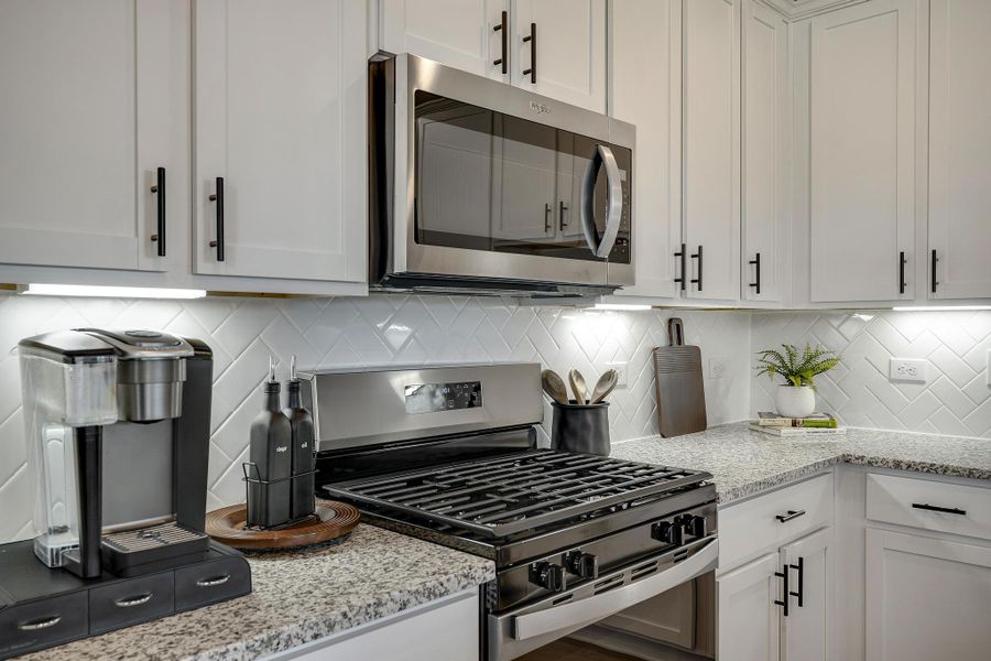 Fairway Crossing Model - Ellis