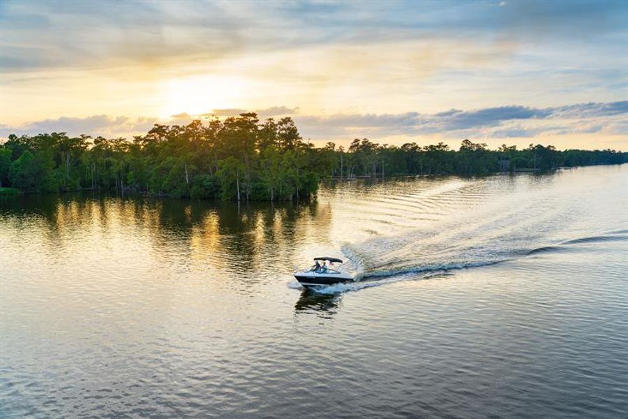 Waterfront access that lets every day start with calm & end with adventure. Waterfront access that lets every day start with calm & end with adventure.