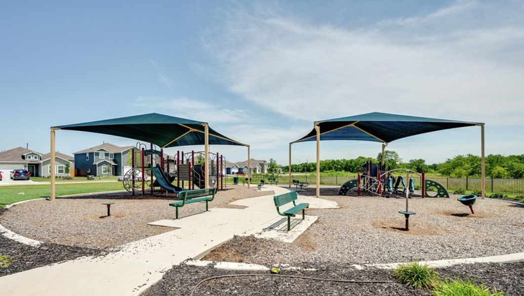 Logan Square has a park with covered children's playgrounds. Logan Square has a park with covered children's playgrounds.