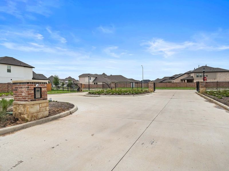Community amenity available to residents of Sunterra in Katy (Image 2).
