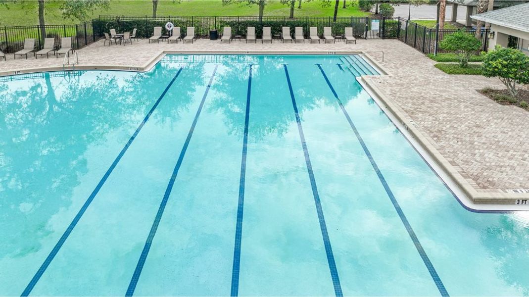Community amenity available to residents of The Isle of Avalon in Spring Hill (Image 5).