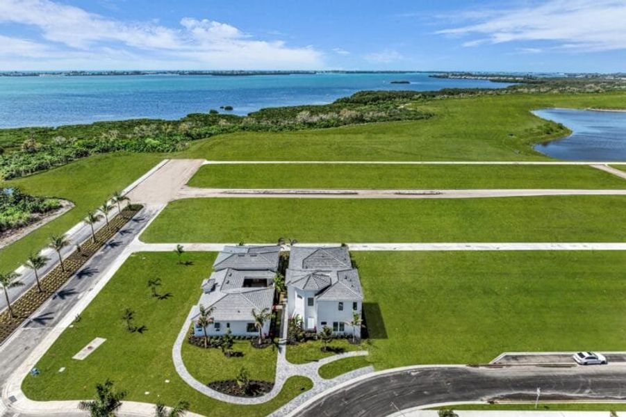 Aerial view of the Aqua community in Bradenton, FL, showing layout and nearby surroundings (Image 16). Aerial view of the Aqua community in Bradenton, FL, showing layout and nearby surroundings (Image 16).