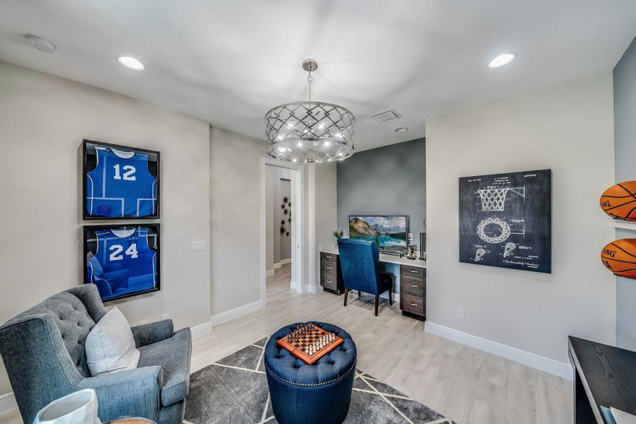 Den | Allura:Den | Allura