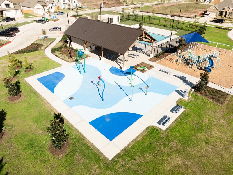 Image 3 of the Canterra Creek master-planned community in Rosharon, TX.