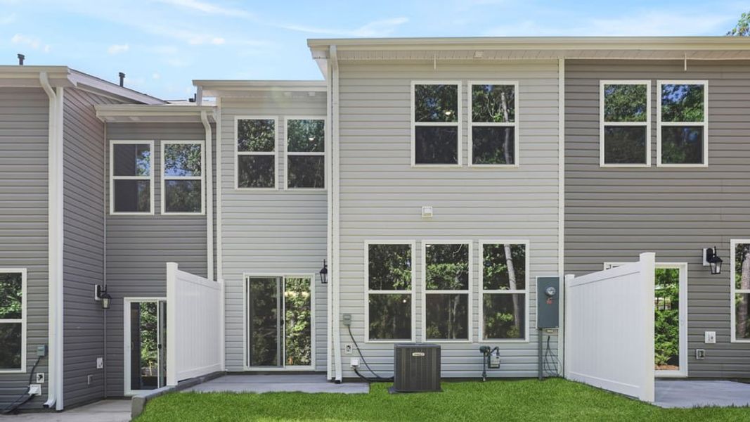 Exterior details of a home in Ken's Crossing, Moore (Image 11). Exterior details of a home in Ken's Crossing, Moore (Image 11).