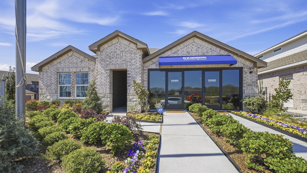 Front exterior of a home in the Sanger Circle community, located in Sanger, TX (Image 11).