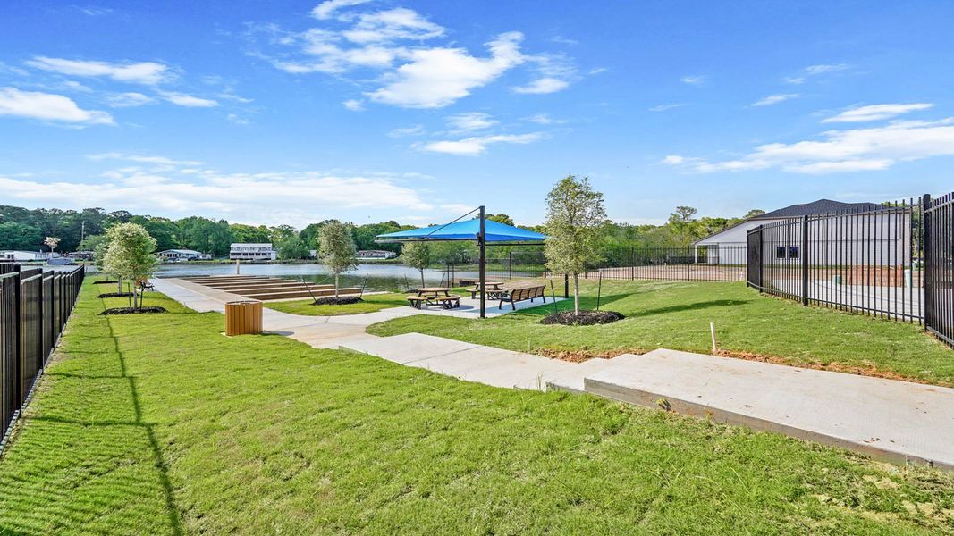 Community amenity available to residents of Lake Conroe Cove in Willis (Image 10).