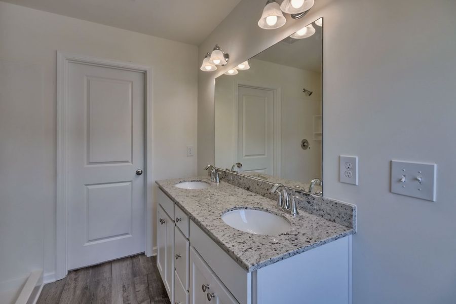 Kelsey - Bathroom Kelsey - Bathroom