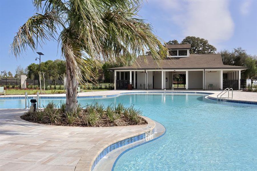 From lounging at the pool to dog park adventures & playground fun, there’s something for everyone
