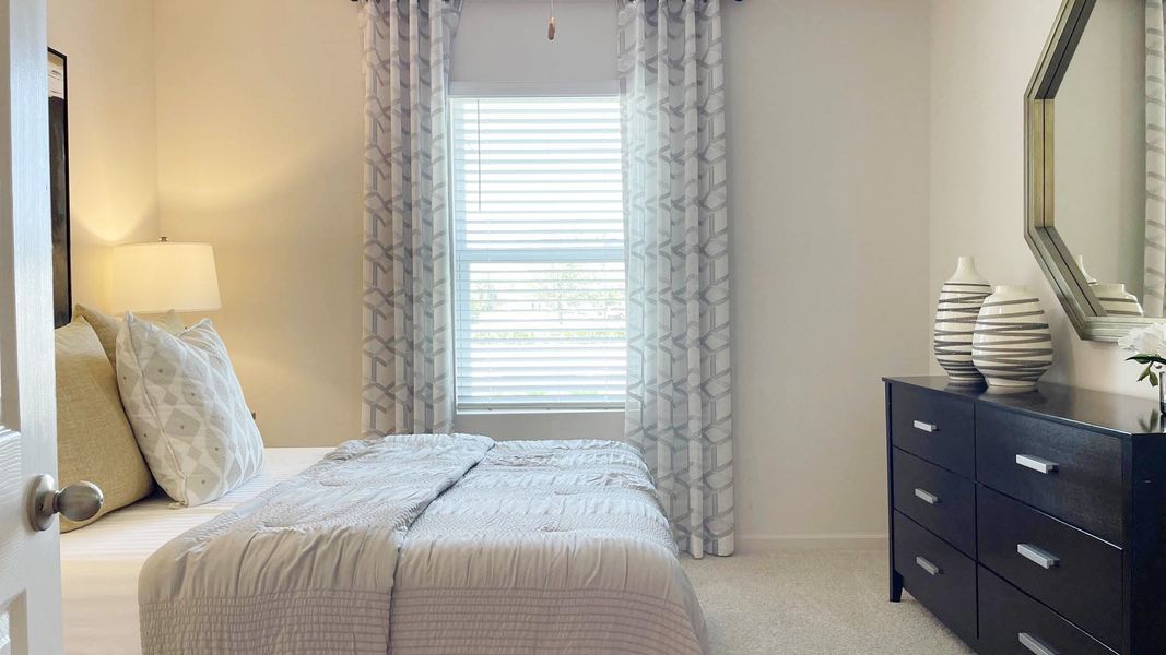 Furnished interior in a model home at Sebastian Highlands in Sebastian (Image 6).