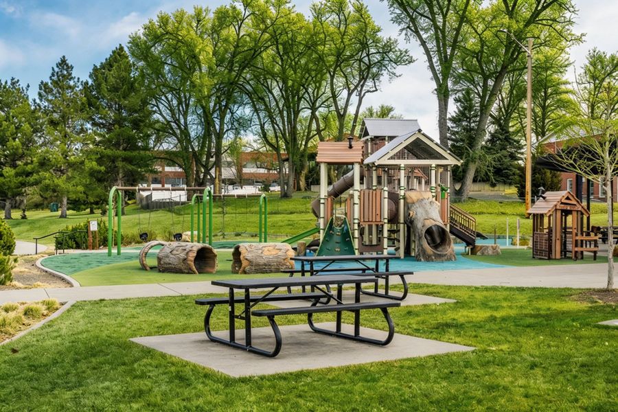 Community amenity available to residents of Hillcrest Creek in Arvada (Image 2).