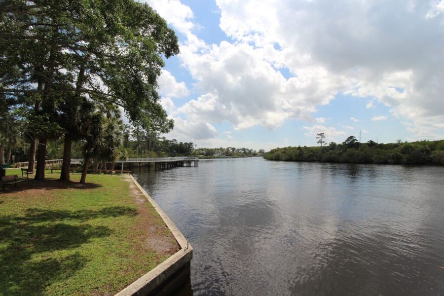 Natural surroundings and green spaces near Port Saint Lucie in Port St. Lucie, FL (Image 25).