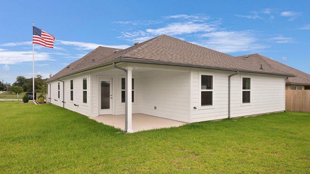 Exterior details of a home in Pleasant Hill, Bryan (Image 3).