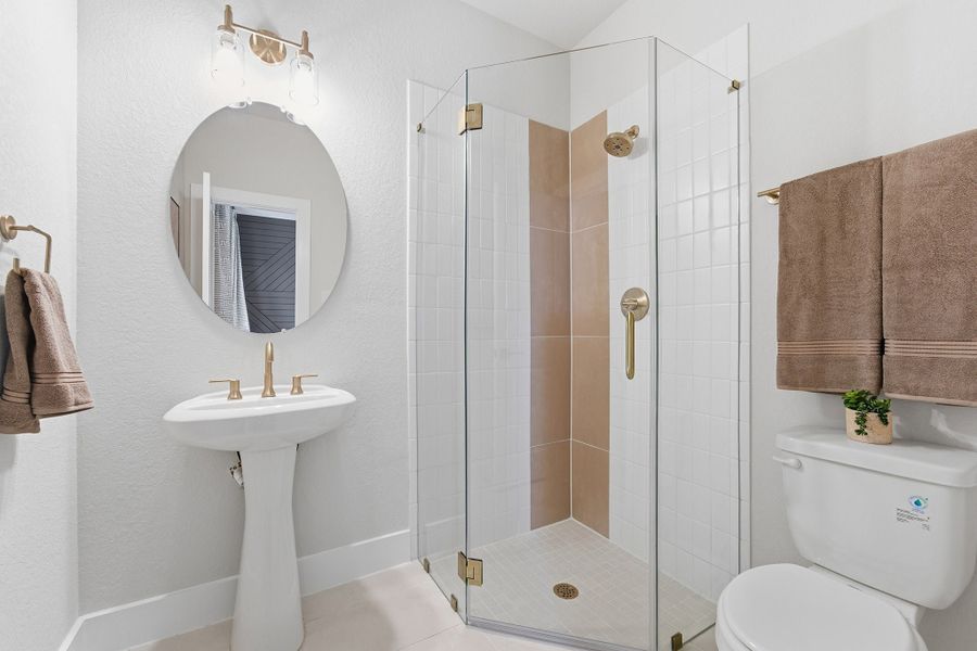 Furnished interior in a model home at Hickory Ridge Estates in Elmendorf (Image 14).