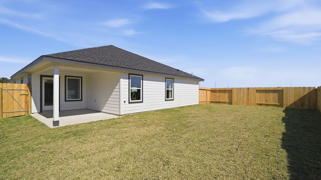 Exterior details of a home in Highland Village, Nome (Image 3).