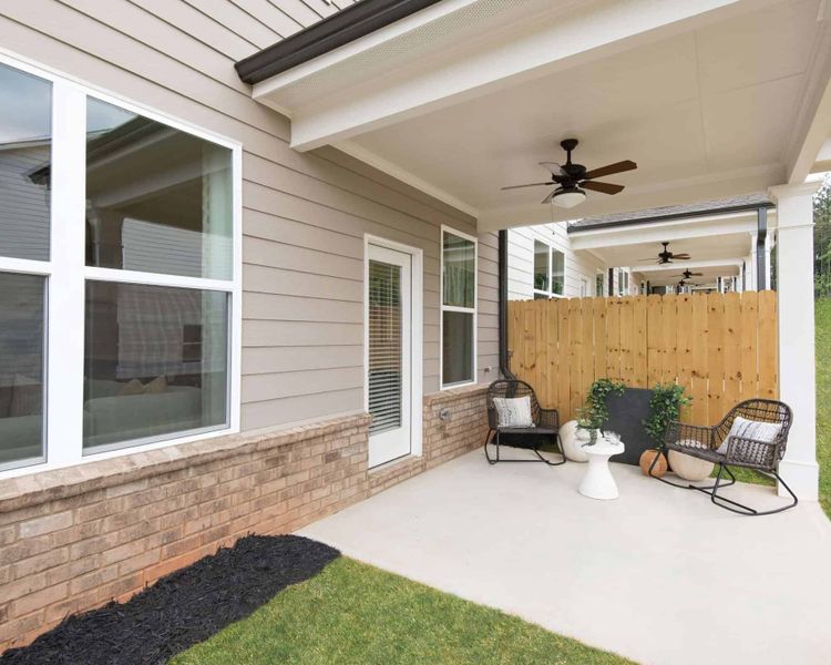 Exterior details of a home in Mulberry Summit, Flowery Branch (Image 3).