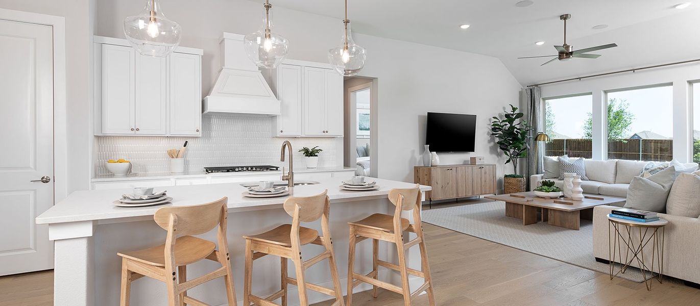 Image 11 of the The Oaks of North Grove community in Waxahachie, TX.