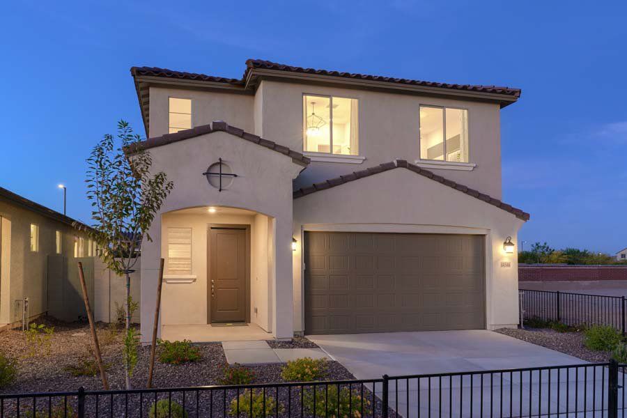 Front exterior of a home in the Beacon Hill at Marley Park community, located in Surprise, AZ (Image 16).