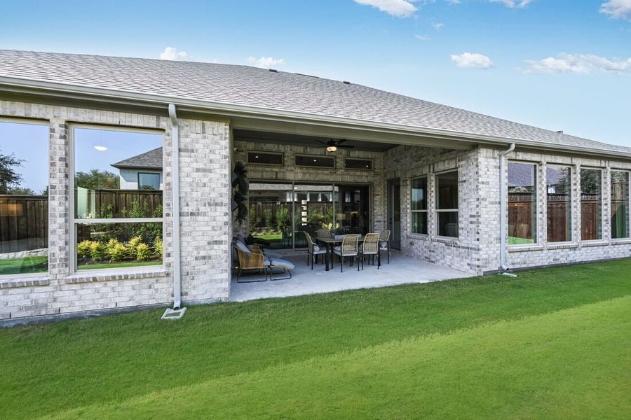 Exterior details of a home in The Ridge at Northlake 70s, Northlake (Image 30).