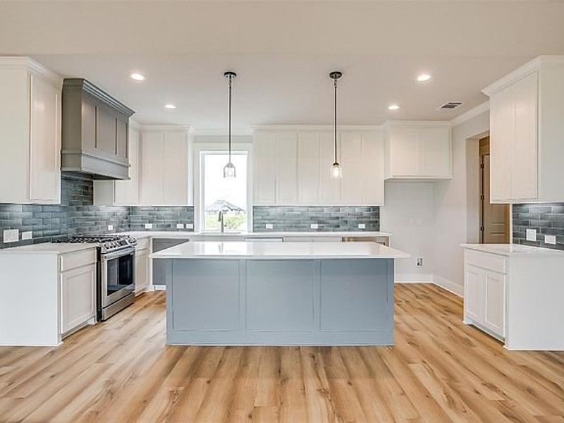 Image 14 of the Wildcat Ridge community in Godley, TX.