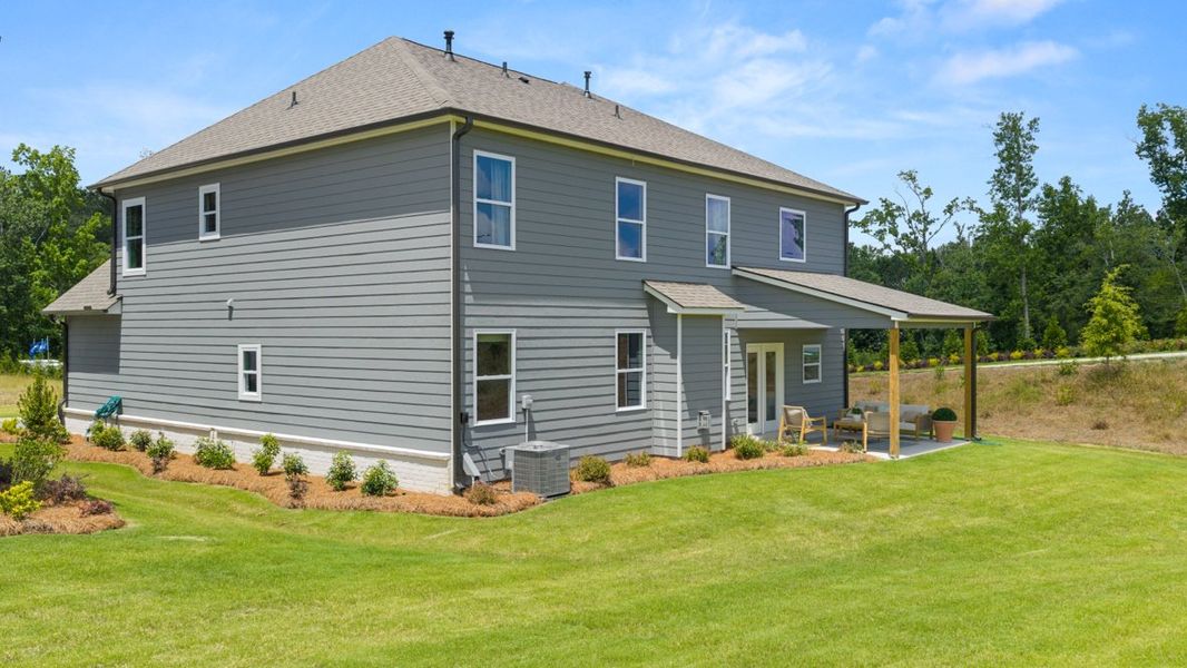 Exterior details of a home in Hamptons at Riverwood East, Dallas (Image 16).