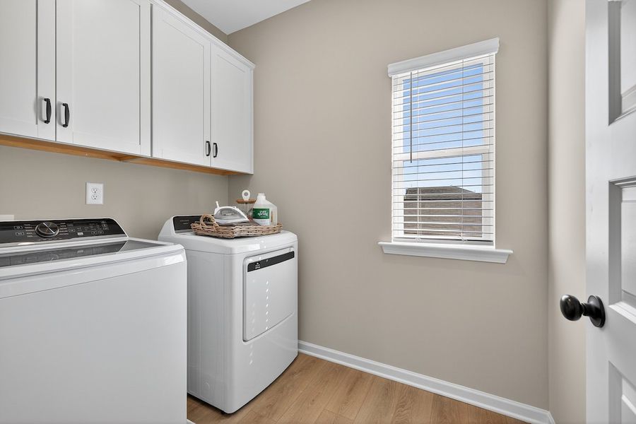 Furnished interior in a model home at Stonebridge North in Macon (Image 48).
