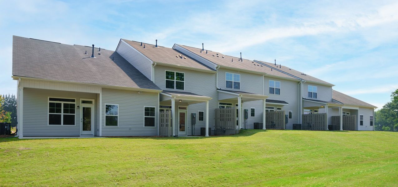 Front exterior of a home in the Miller Park community, located in Greenville, SC (Image 15).