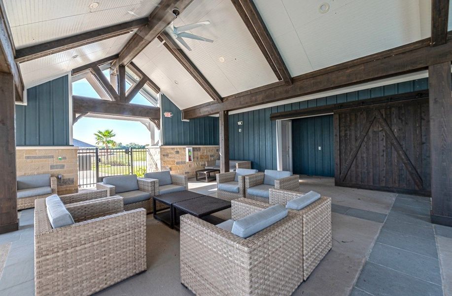 Image 23 of the Bluewater Lakes community in Manvel, TX.