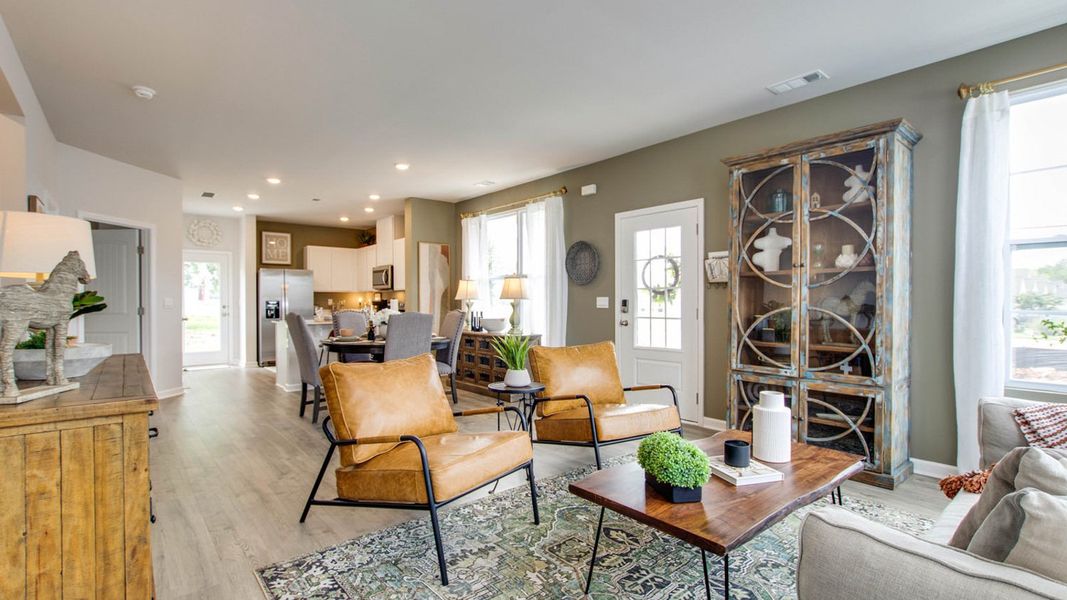 Furnished interior in a model home at Woodbridge Glen Townhomes in Lebanon (Image 13).