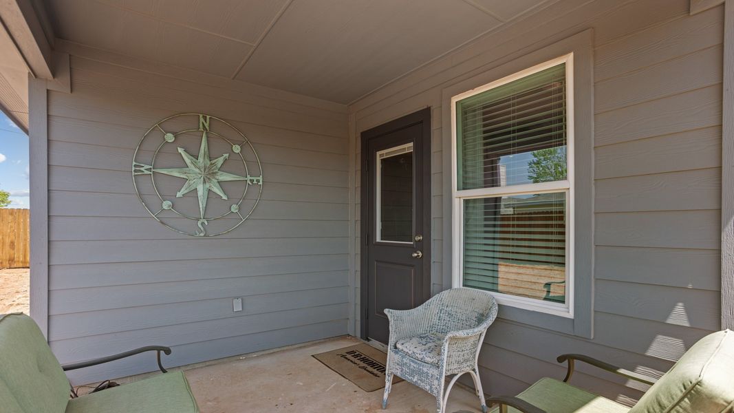 Exterior details of a home in Hampton Hills, Abilene (Image 4).