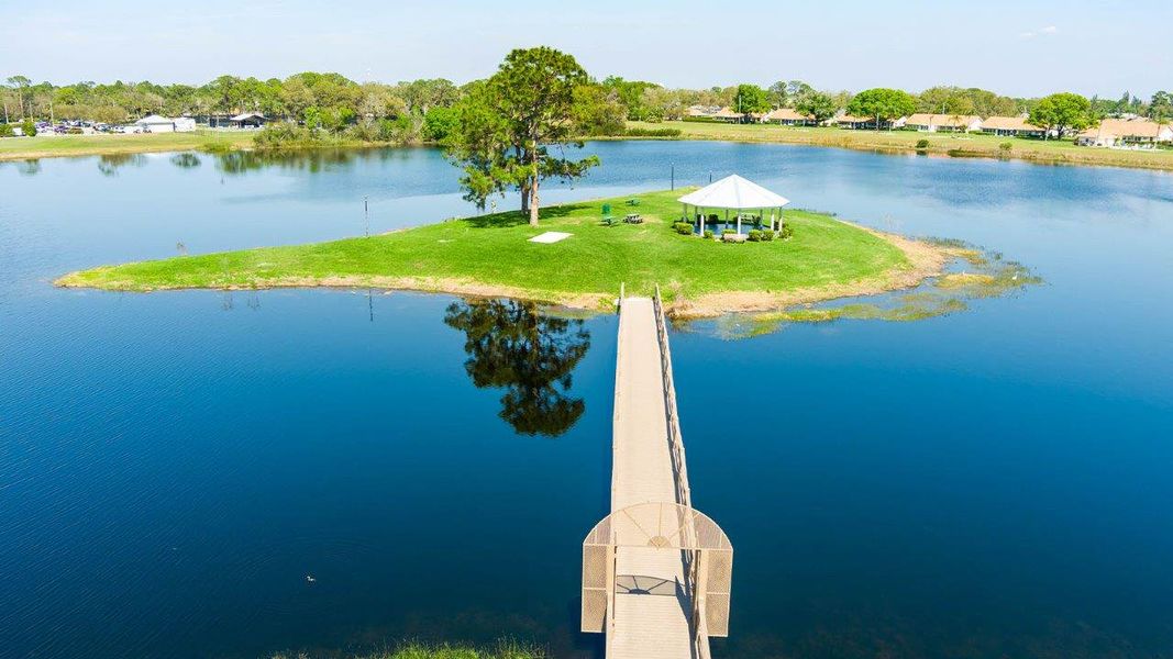 Community amenity available to residents of Sun N Lake in Sebring (Image 2).