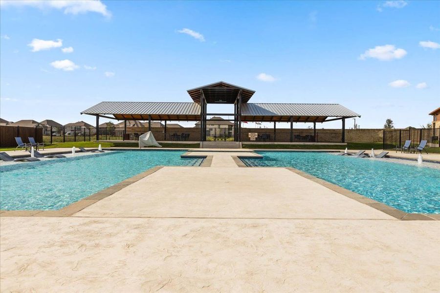 Community amenity available to residents of Las Lomas in Forney (Image 3).
