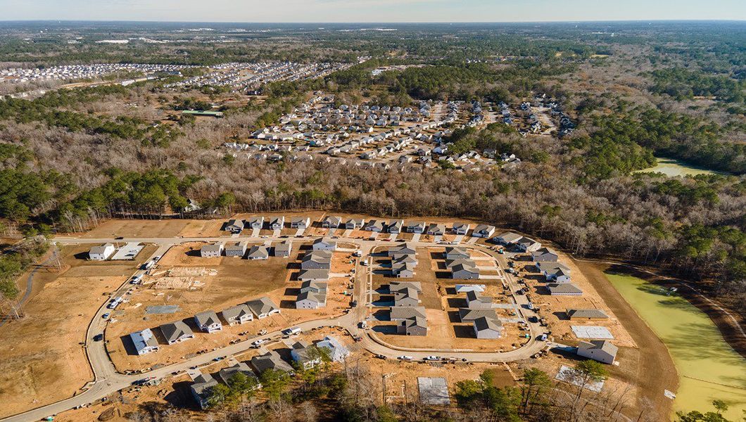 Image 25 of the Reserve at Mallard Crossing community in Summerville, SC.