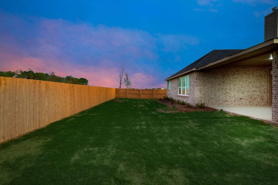 Front exterior of a home in the Green Meadows community, located in Anna, TX (Image 12).