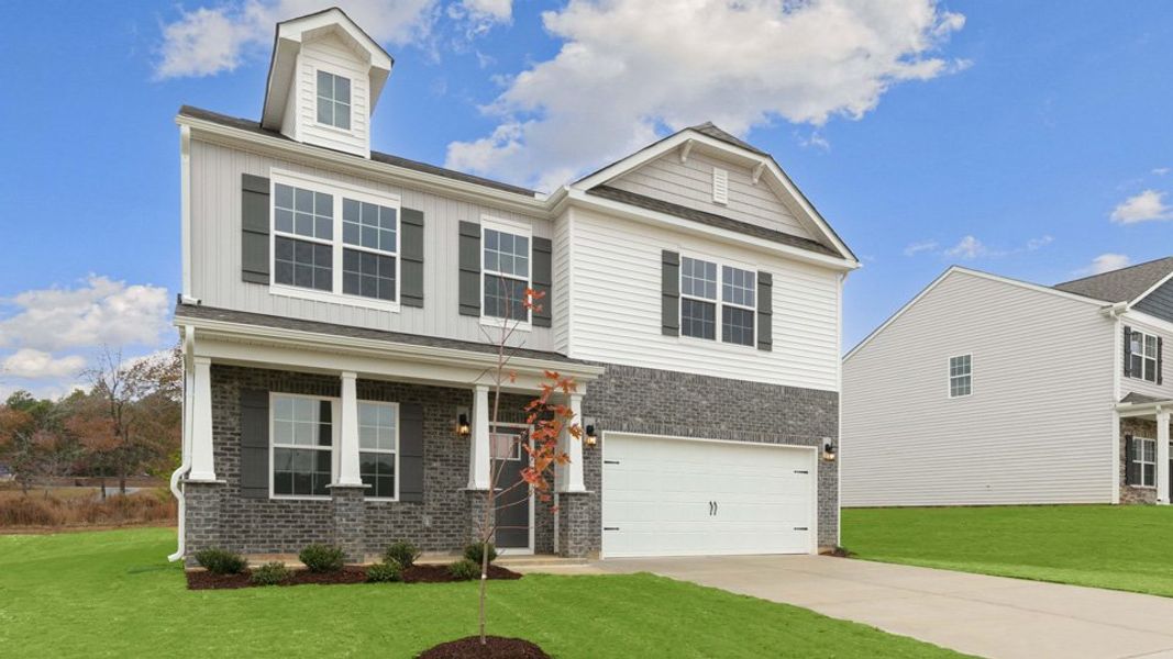 Front exterior of a home in the Collinswood community, located in Aberdeen, NC (Image 10).
