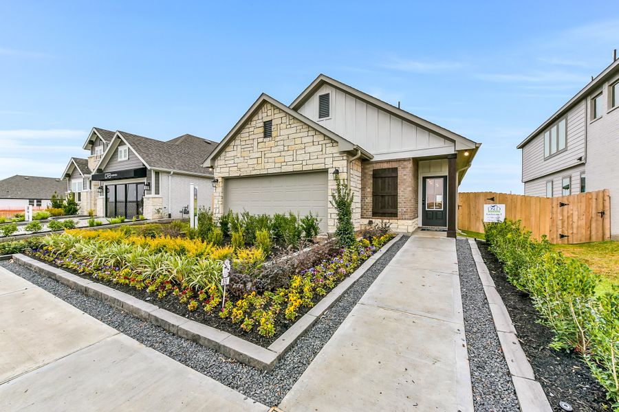 Aldeana  - Rosharon, TX - DSLD Homes - Model Home - Eastover II T